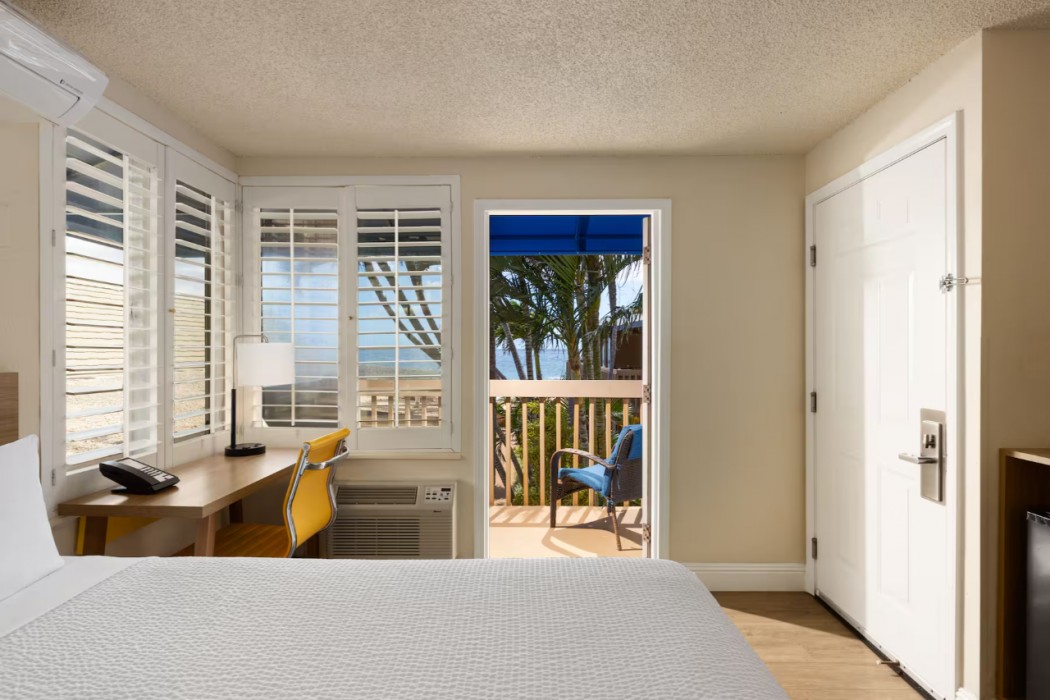 Days Inn by Wyndham Maui Oceanfront 13/54