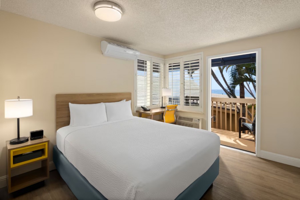 Days Inn by Wyndham Maui Oceanfront 22/54