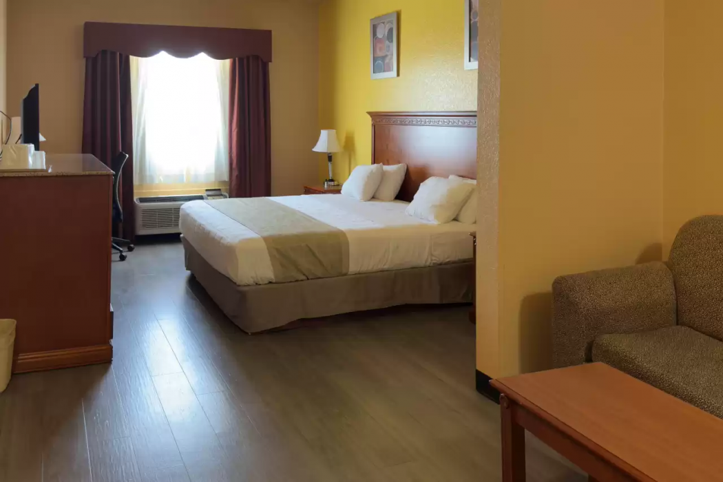Quality Inn & Suites McAlester on Hwy 69 9/26