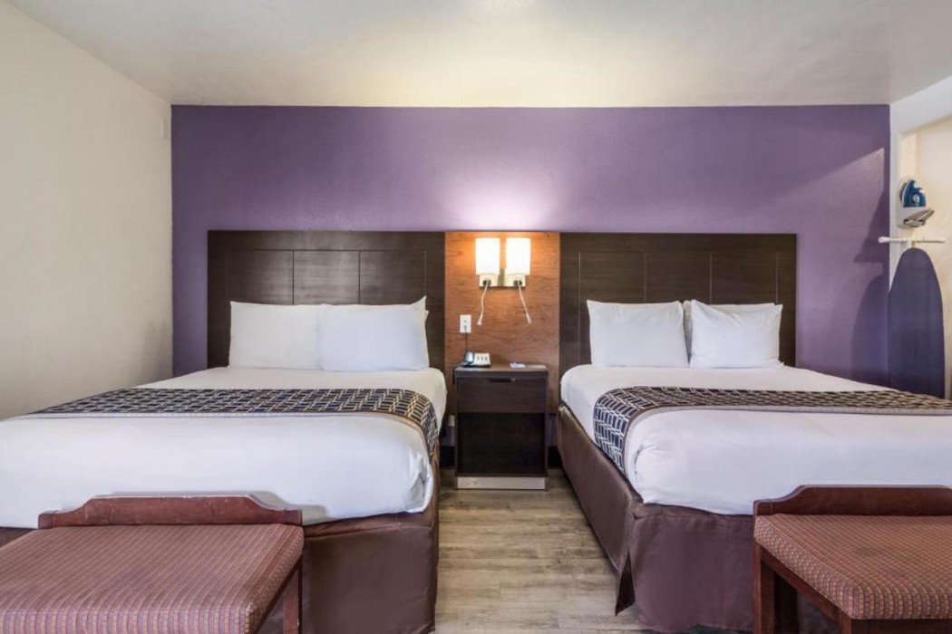 Carmel Hill Lodge 6/6