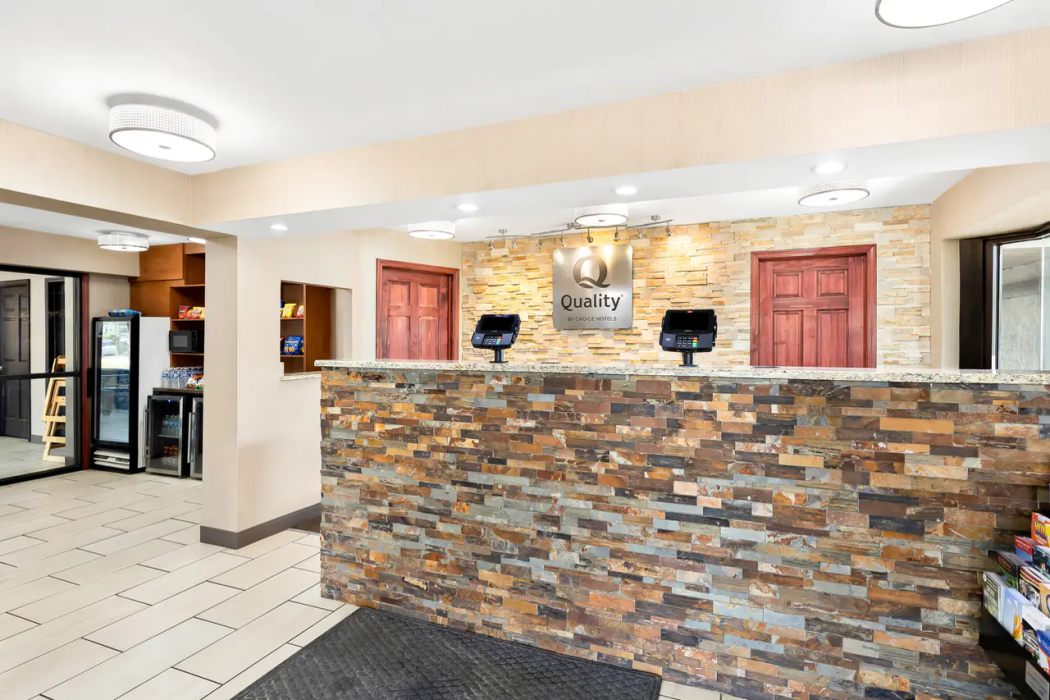 Quality Inn Middleburg Heights near Cleveland Airport 3/19