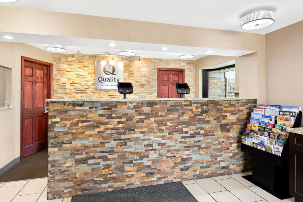 Quality Inn Middleburg Heights near Cleveland Airport 2/19