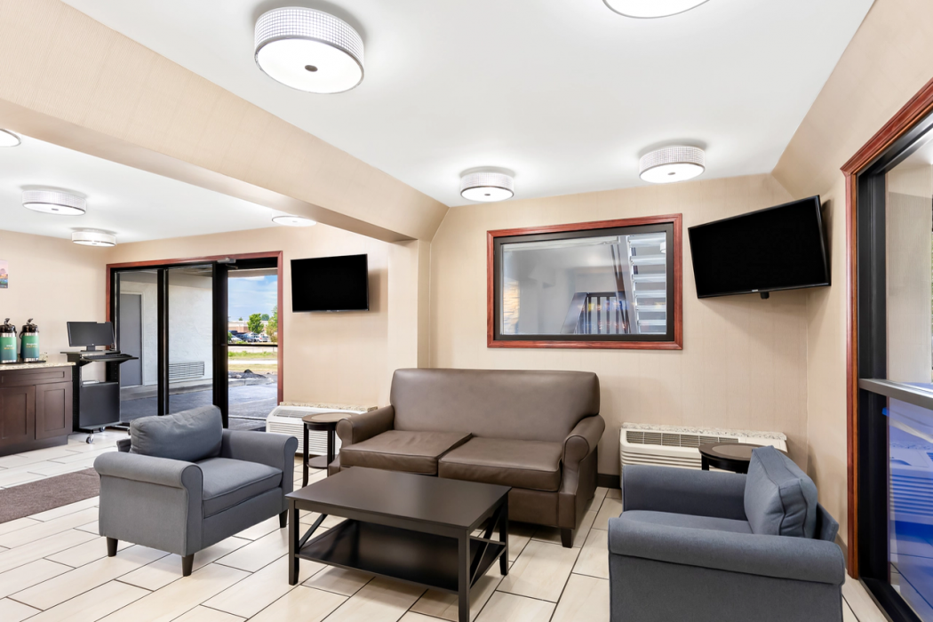 Quality Inn Middleburg Heights near Cleveland Airport 5/19