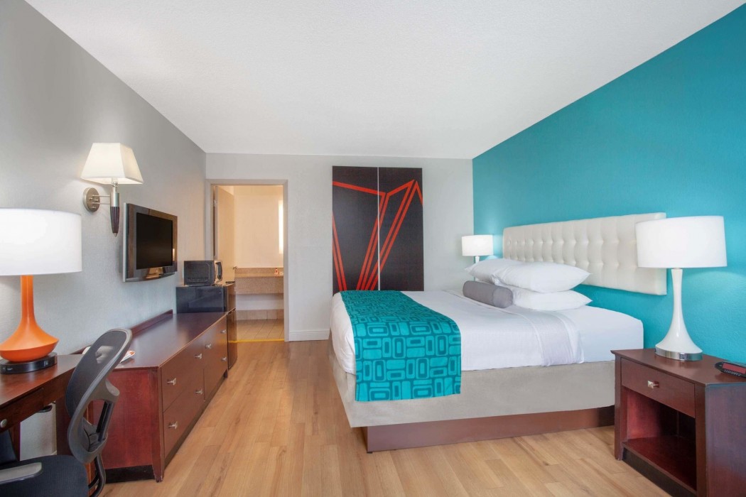 Americas Best Value Inn Orlando 42/93