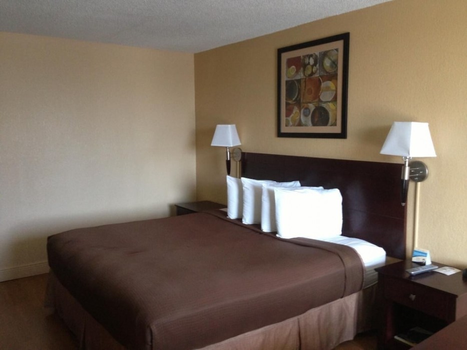 Americas Best Value Inn Orlando 63/93