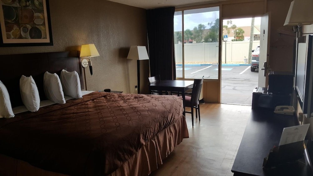 Americas Best Value Inn Orlando 51/93