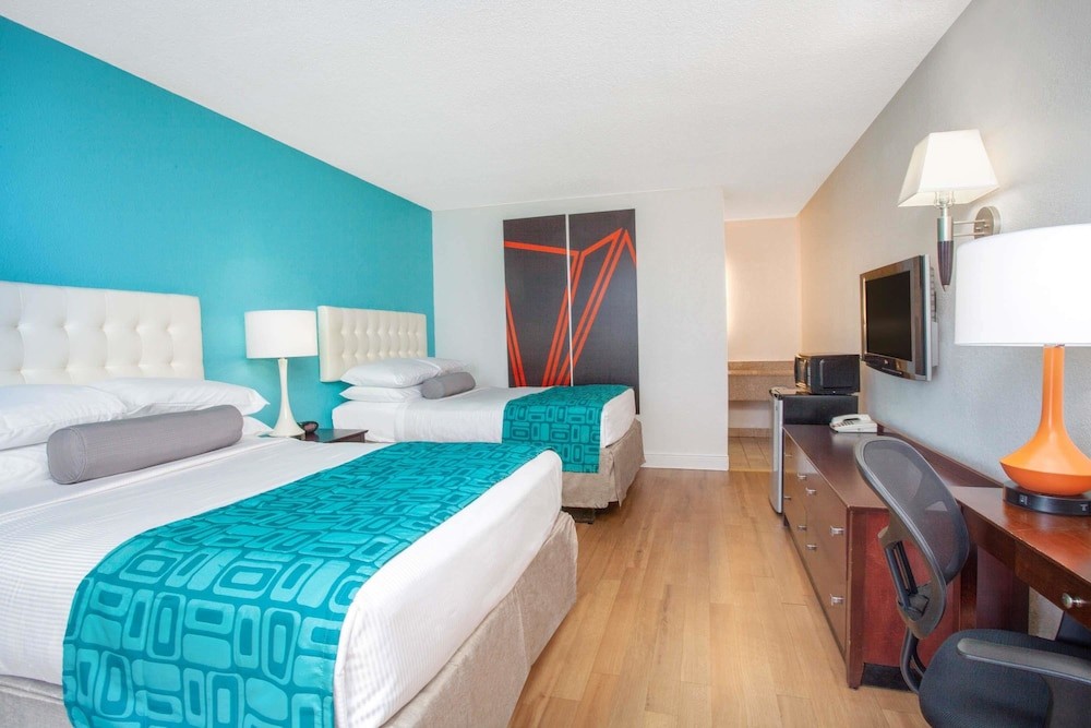 Americas Best Value Inn Orlando 46/93