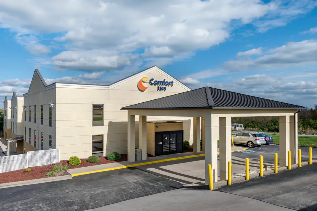 Comfort Inn & Suites Lexington - Hamburg I-75 photo3