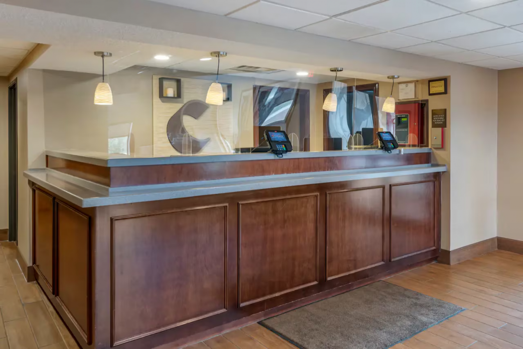 Comfort Inn & Suites Lexington - Hamburg I-75 photo5