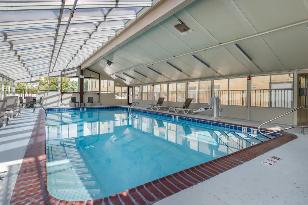 Comfort Inn & Suites Lexington - Hamburg I-75 18/32