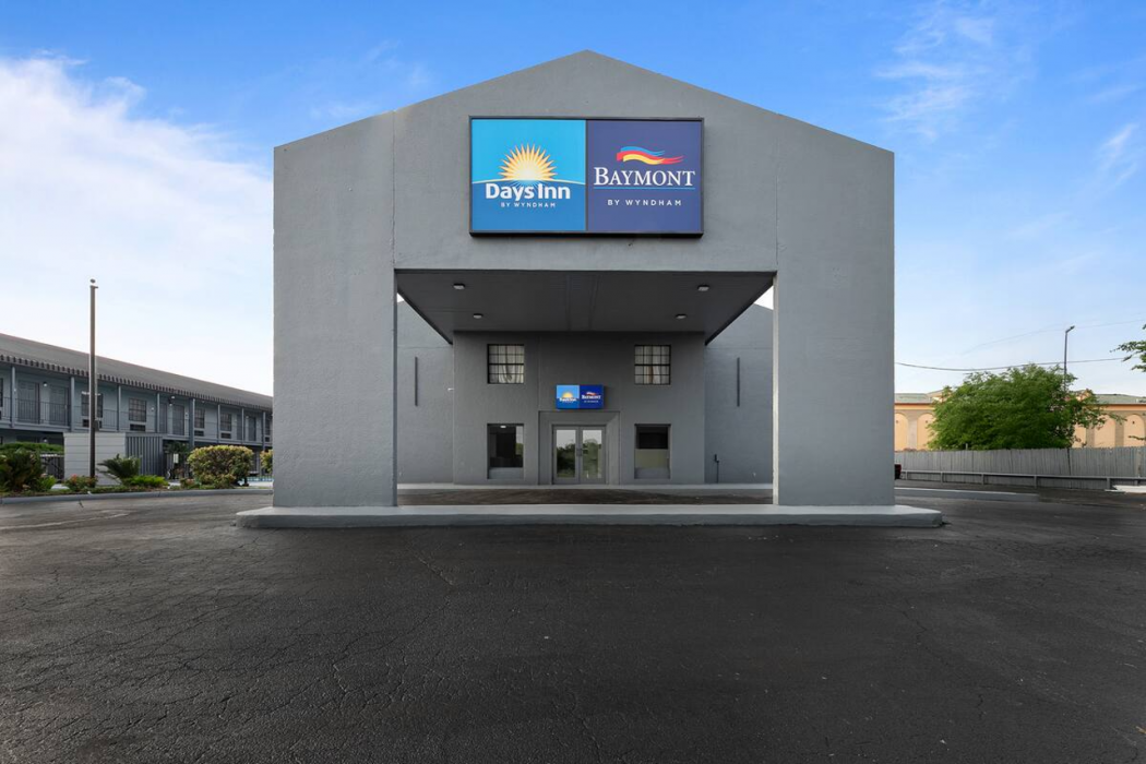 Days Inn by Wyndham San Antonio Near Lackland AFB 1/28