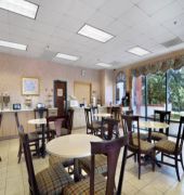 Motel6 Savannah, GA - Gateway & I-95 18/40