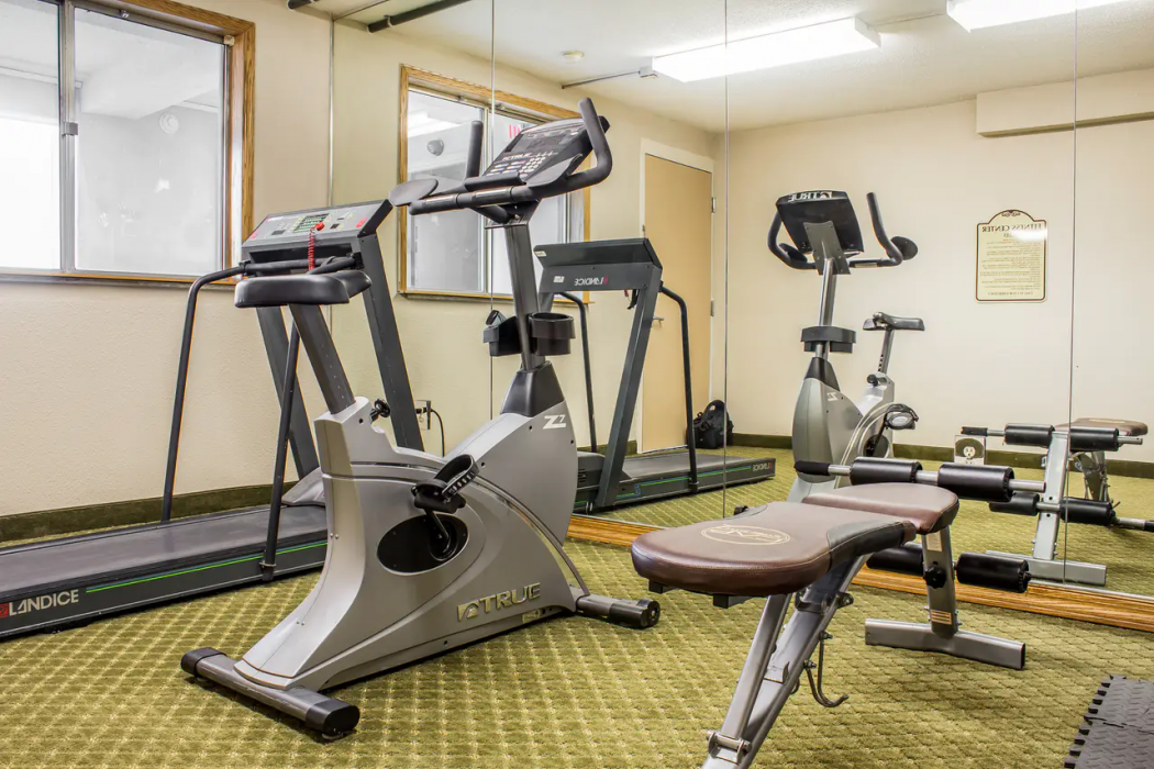Quality Inn & Suites Moline - Quad Cities 15/18