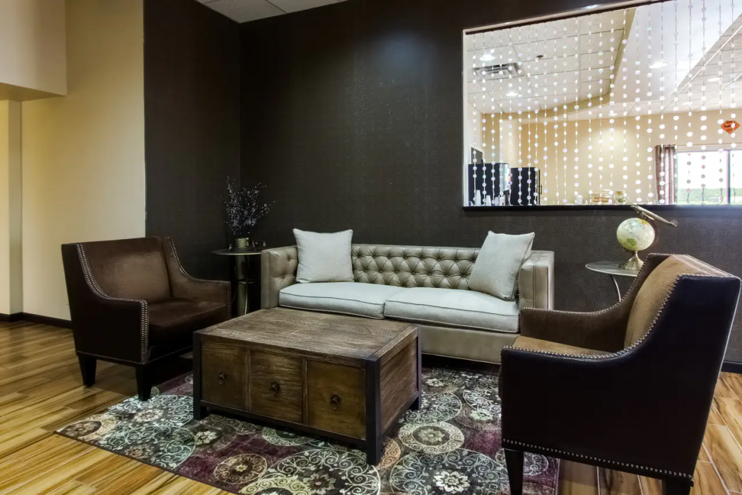 Quality Inn & Suites Moline - Quad Cities 13/18