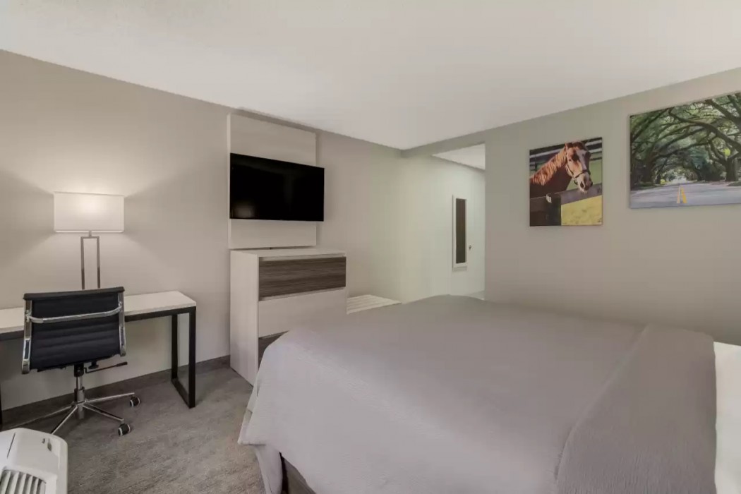 Quality Inn and Suites Aiken, SC 8/30