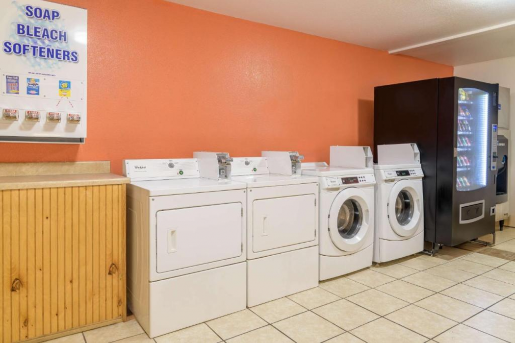 Motel6 Sedalia, MO 23/43