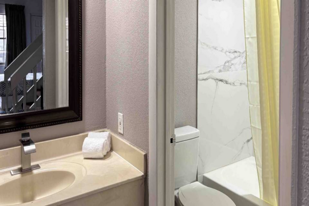 Motel6 Tallahassee, FL – North Monroe 12/51