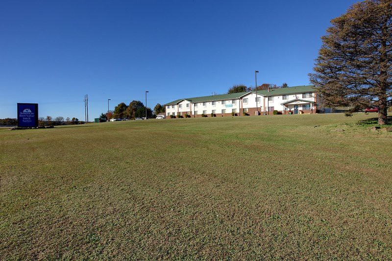 Americas Best Value Inn and Suites-Cassville/Roaring River 3/42