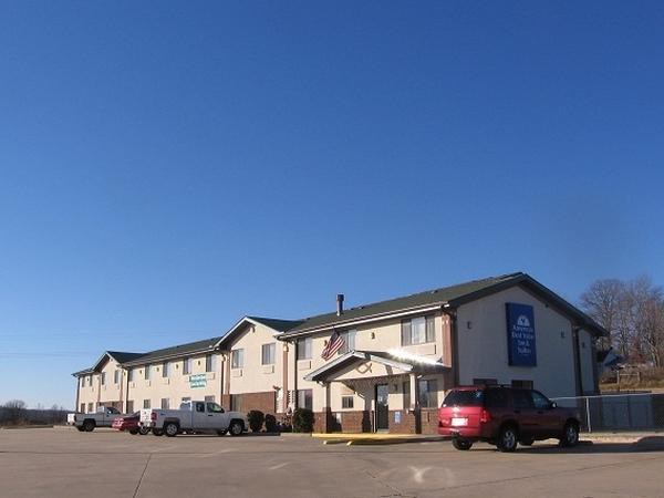 Americas Best Value Inn and Suites-Cassville/Roaring River 2/42