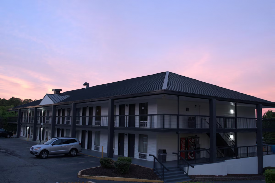 SureStay by Best Western Atlanta Northeast 6/19