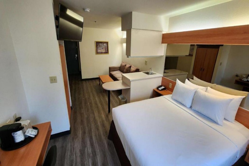 Surestay By Best Western Sacramento South Natomas 8/16