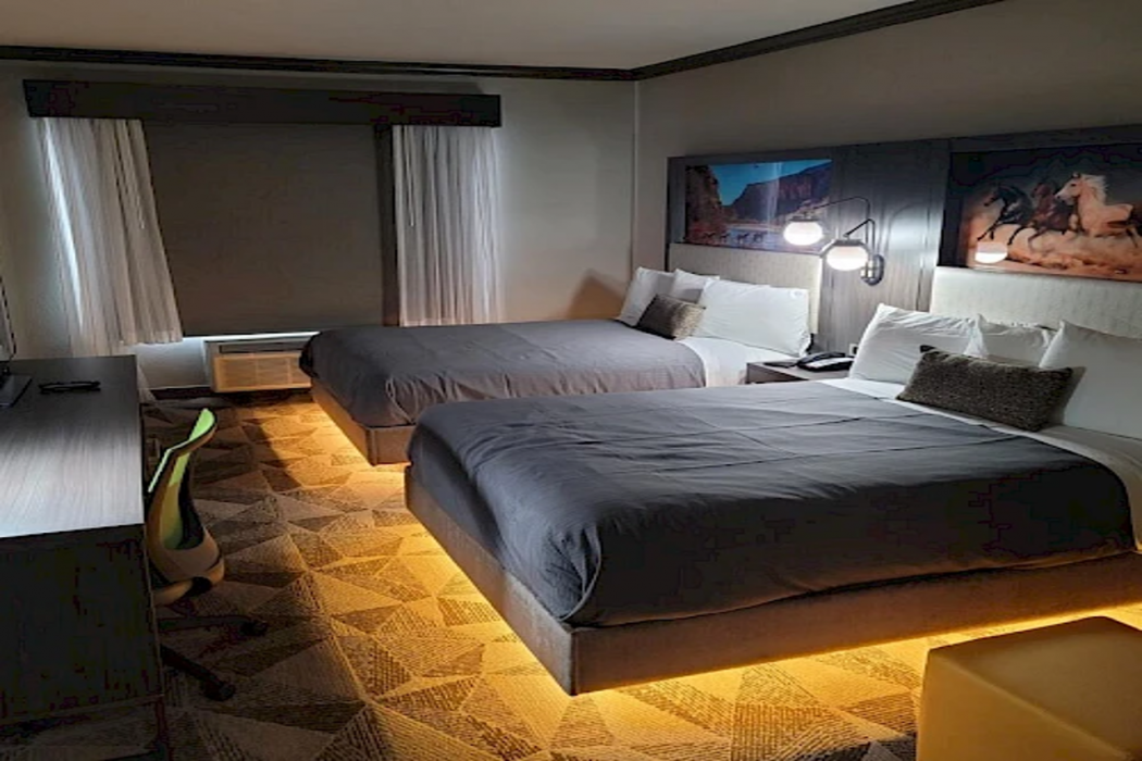 Big Country Hotel & Suites, SureStay Collection by BW 13/21