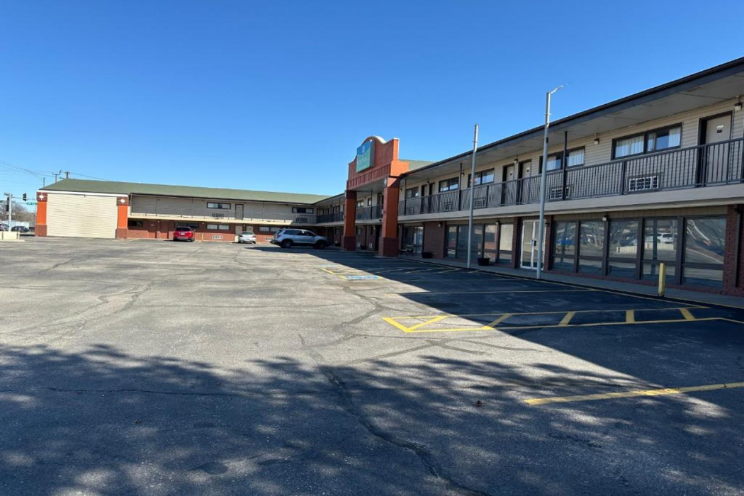 Stay Inn by OYO Near I 80 Lincoln West 2/32