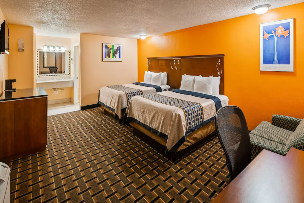Stay Inn by OYO Near I 80 Lincoln West 12/32