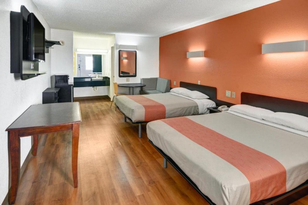 Motel6 Lindale, TX 9/34