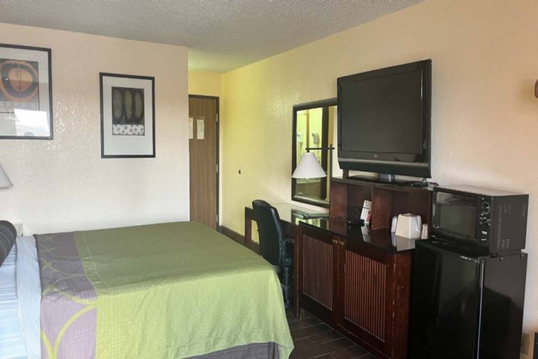 Motel6 Deming, NM 19/39