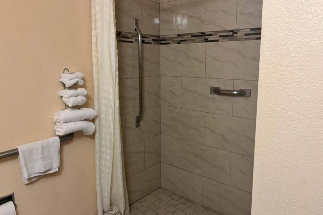Motel6 Deming, NM 8/39