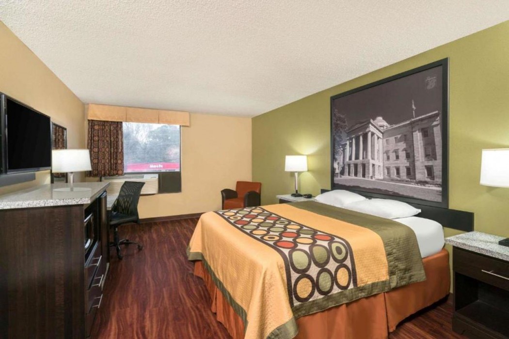 Super 8 by Wyndham Raleigh North East 14/32