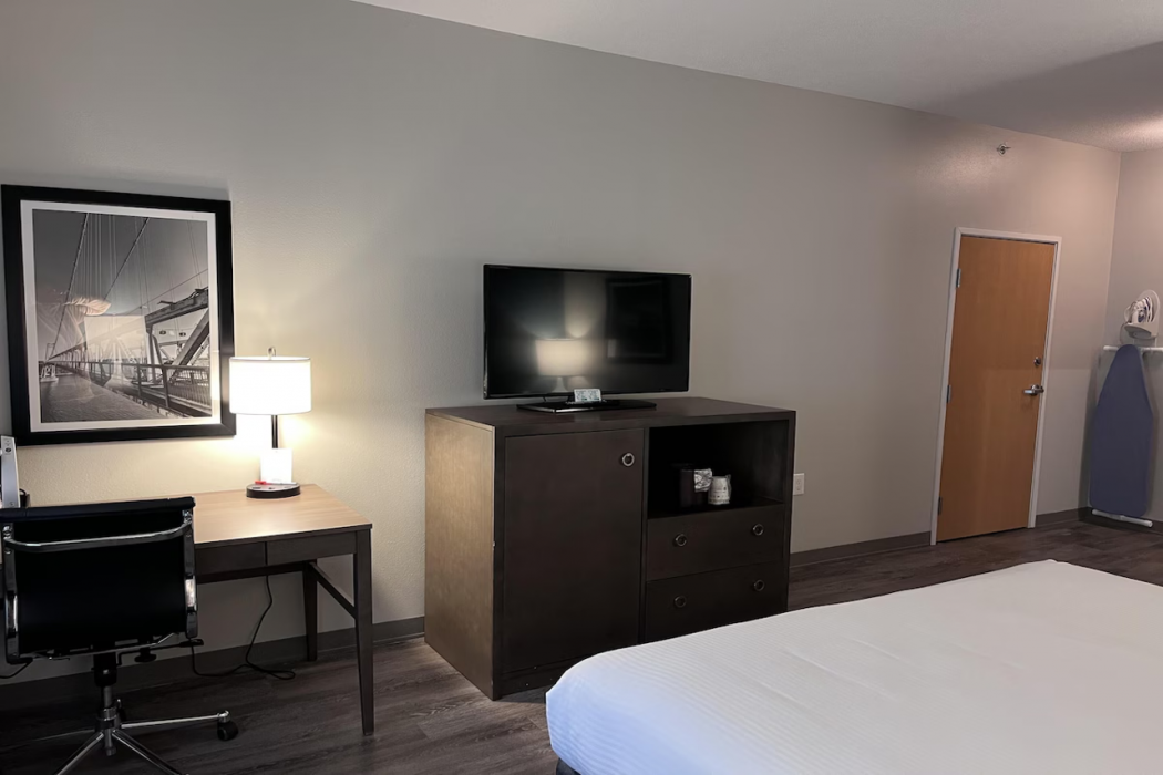 SureStay Plus Hotel by Best Western Highland Poughkeepsie 16/38