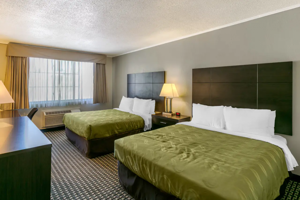 Quality Inn Rawlins I-80 8/34