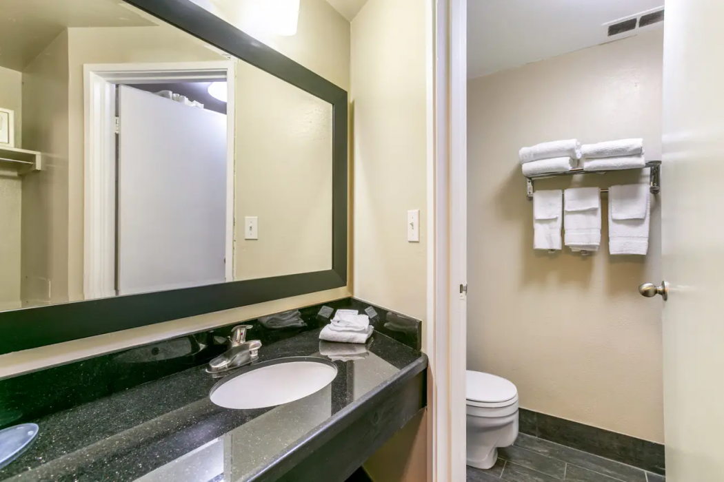 Quality Inn Rawlins I-80 14/34