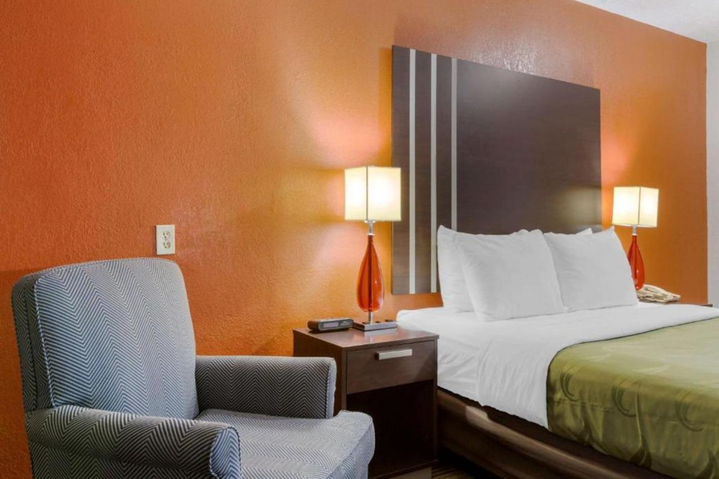 Quality Inn Columbus-East 13/23