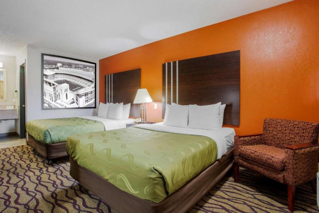 Quality Inn Columbus-East 16/23
