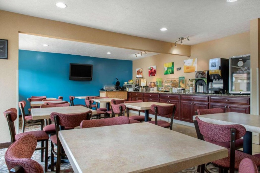 Quality Inn Columbus-East 18/23
