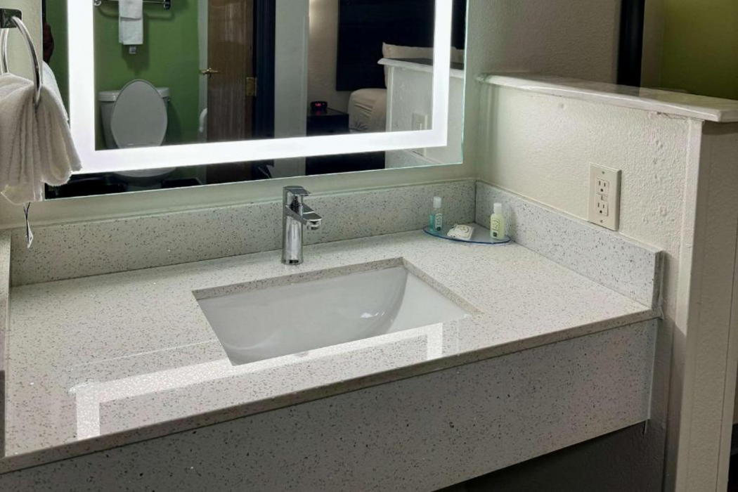 Quality Inn Sulphur - Lake Charles 13/14