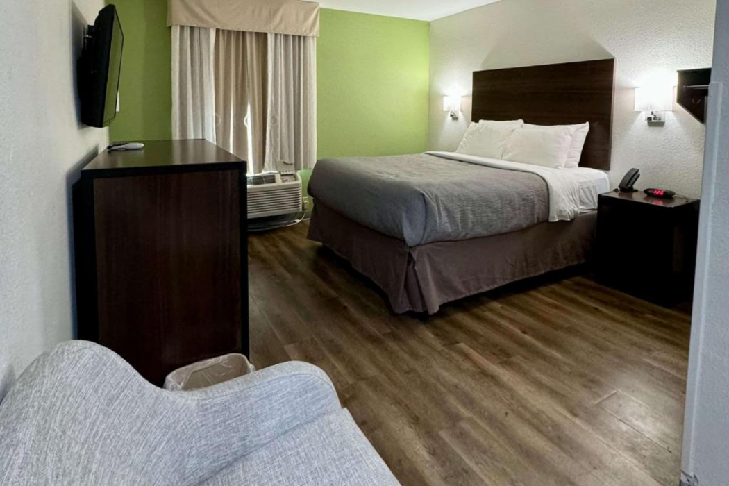 Quality Inn Sulphur - Lake Charles 8/14