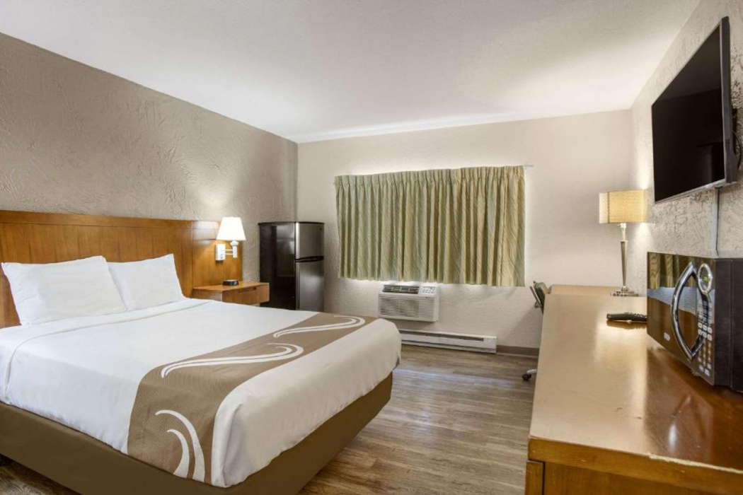 Rodeway Inn & Suites Grand Rapids Southeast 12/39