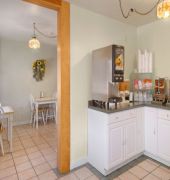 Super 8 By Wyndham Great Falls Mt 7/12