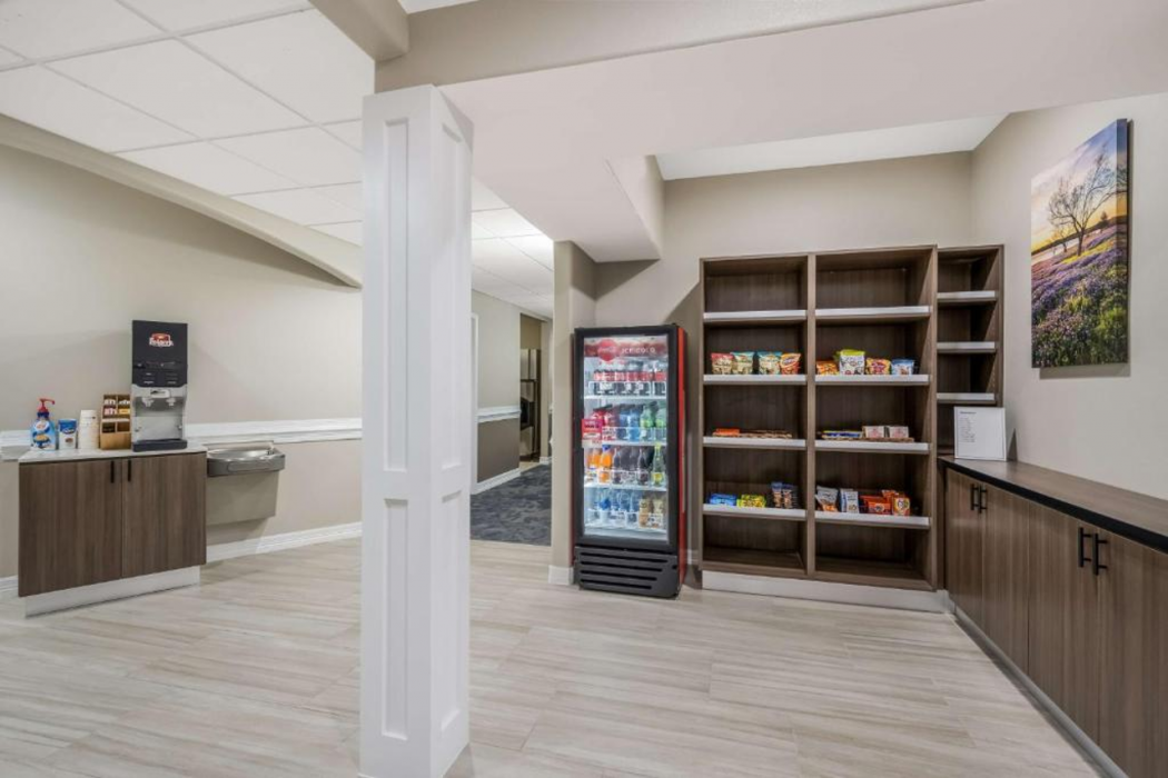 SureStay Studio by Best Western Conroe Downtown 16/26
