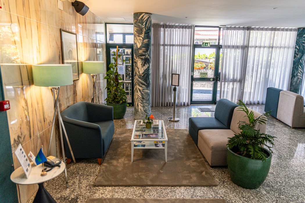Lobby at Aparthotel Imperatriz, FUNCHAL