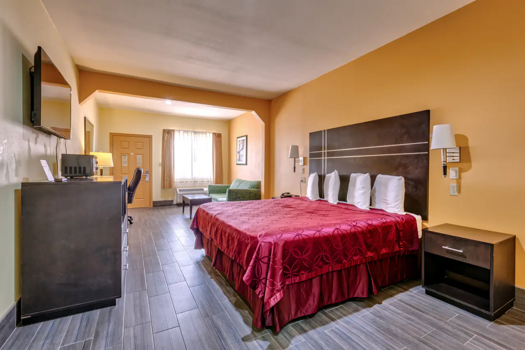 Quality Inn Brownsville, TX 15/24