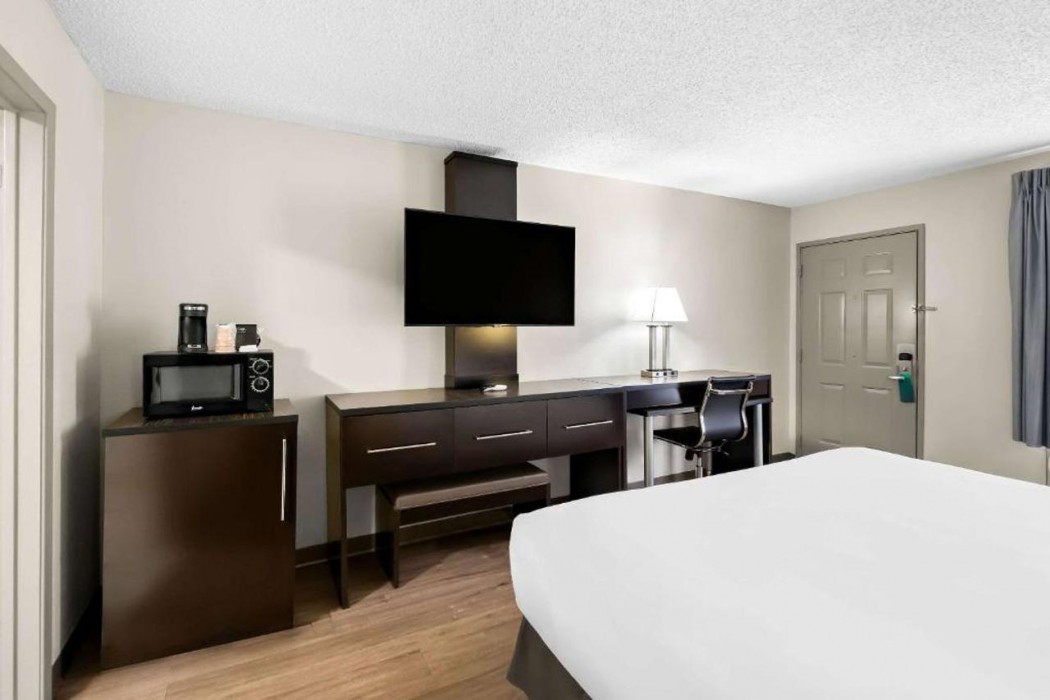 Quality Inn & Suites Monticello Ar 10/24