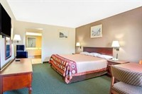 Rodeway Inn Richland - Jackson South 13/35