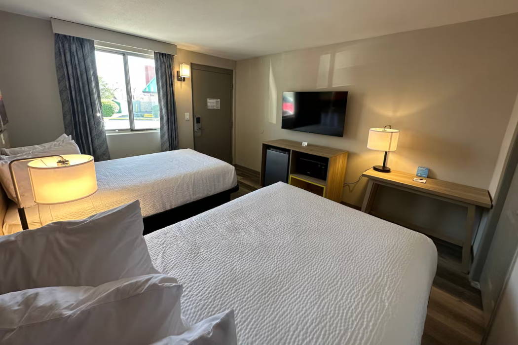 Days Inn by Wyndham Farmington NM 25/59