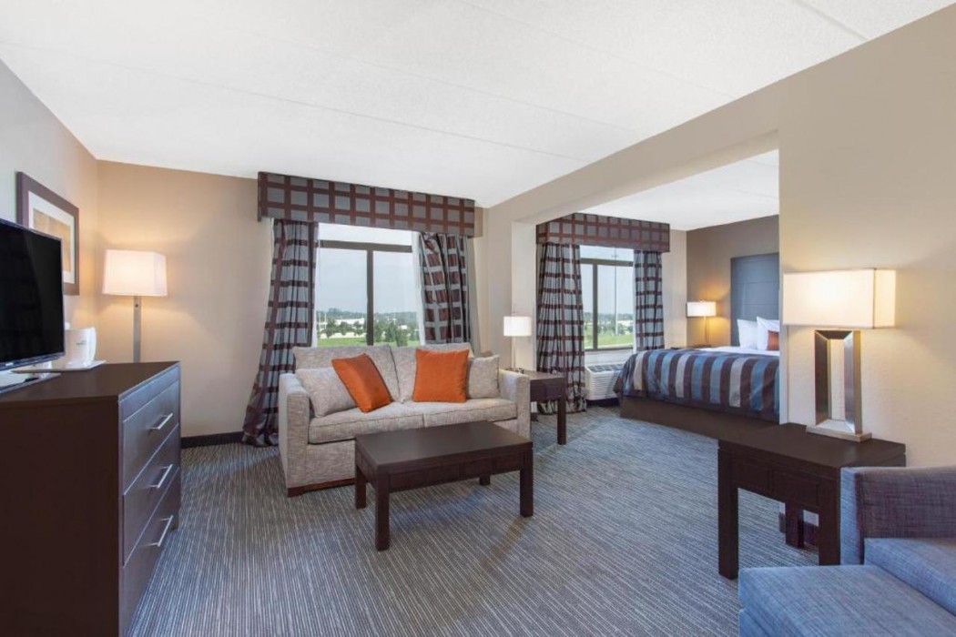Spark by Hilton Mechanicsburg 19/50
