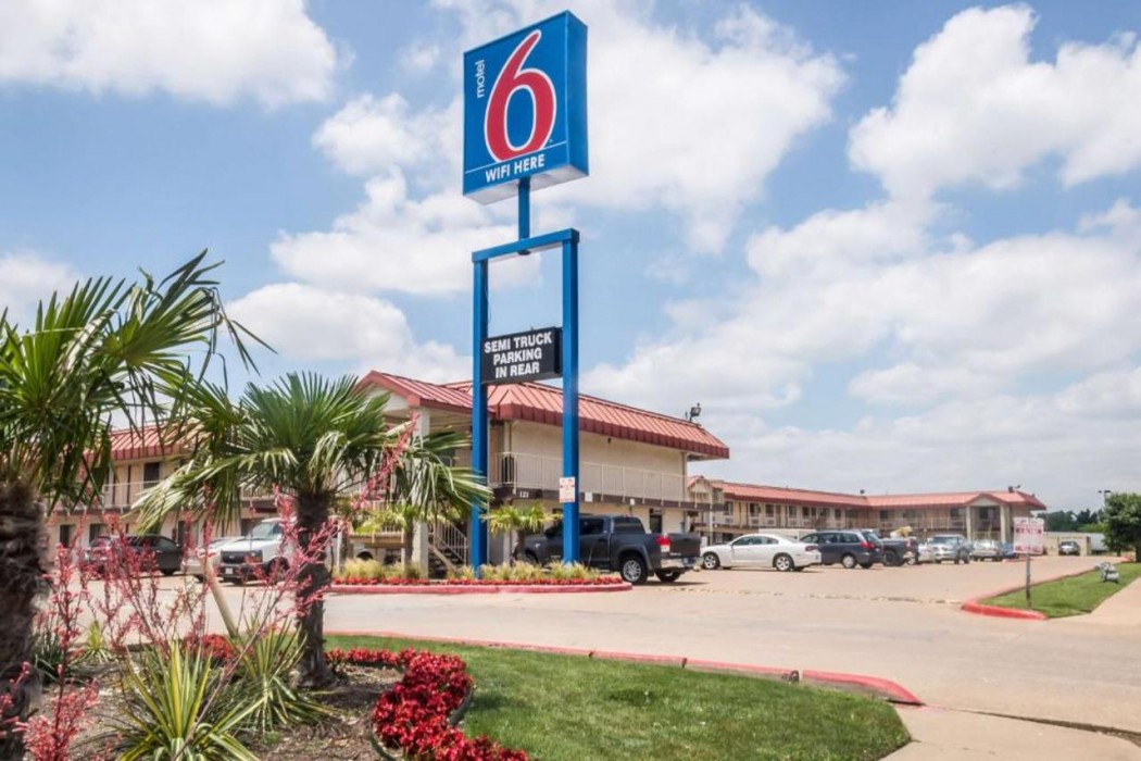Motel6 Mesquite, TX - Rodeo - Convention Ctr